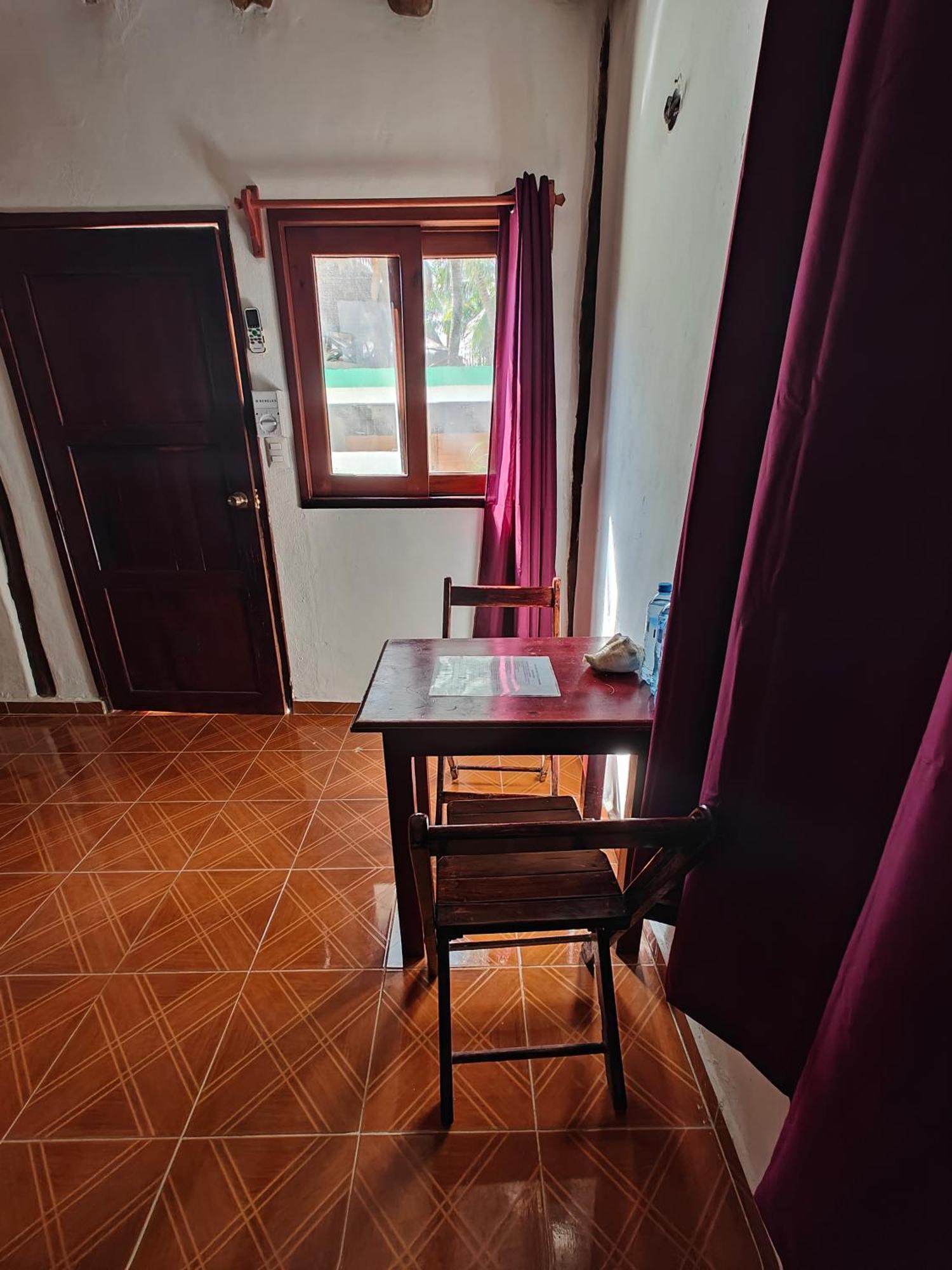 Casa Victor Avila Остров Холбокс Экстерьер фото